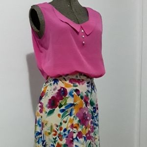 Size 8 bright fuchia peter-pan collar blouse